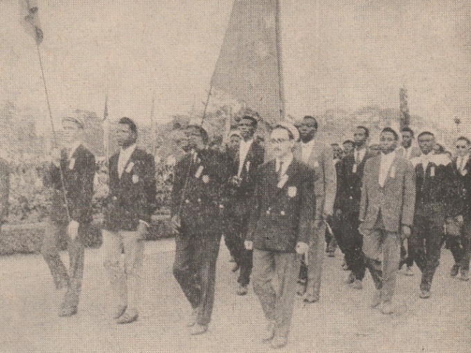 Photo of students of Lovanium University during a parade celebrating Congolese independence on 30 June 1960 in Léopoldville